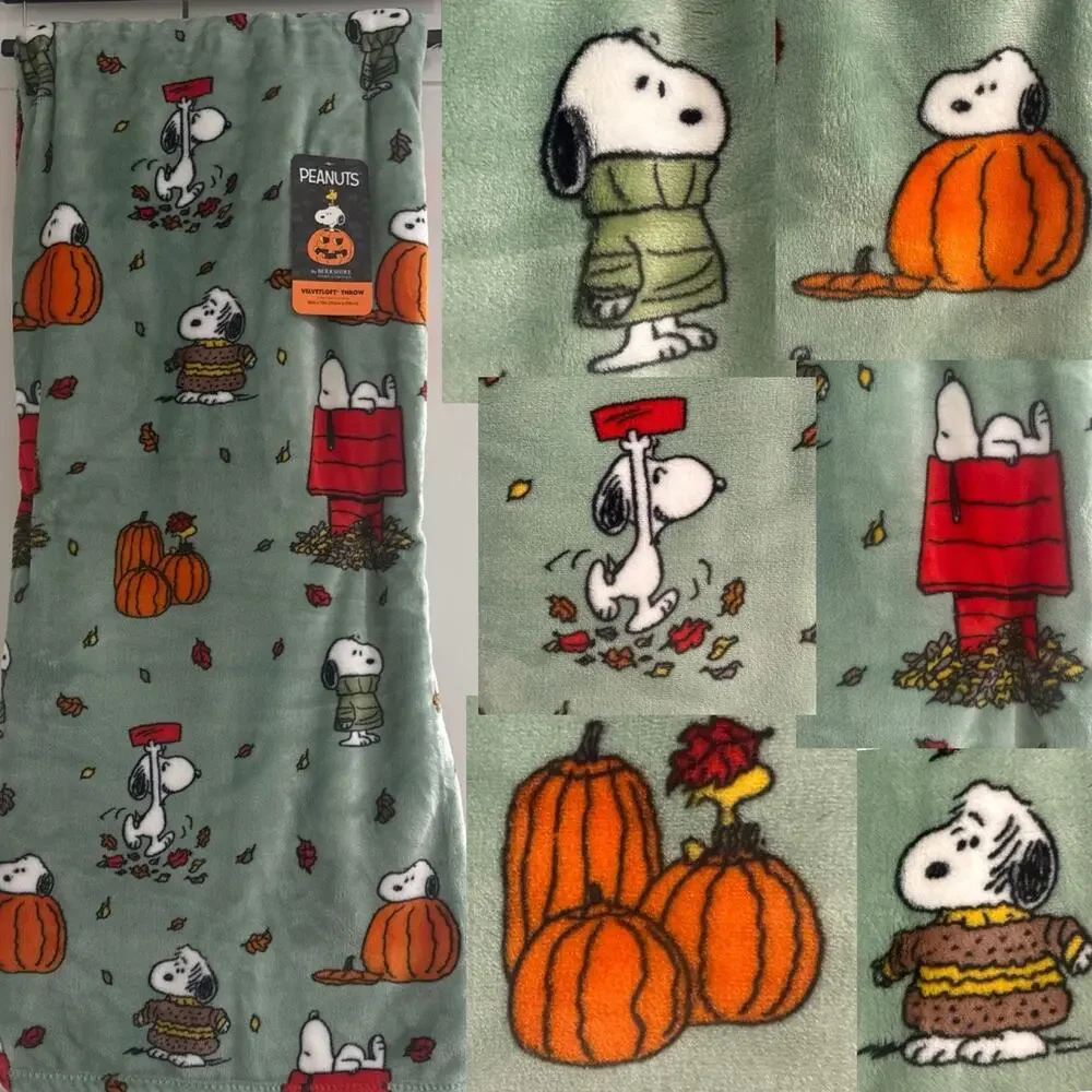 Peanuts Snoopy in Sweater 70x60” Fall Autumn Leaves Leaf Pumpkin Blanket Green